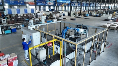 智能驅動，智造未來 黃山汽車零部件企業生產忙，機器人研發引領產業升級